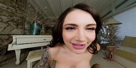 Seductive Hottie Adria Rae Is Determined To Fuck Her Piano Tutor