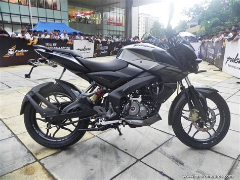 Top 8 Naked Sport Bikes Under INR 1 Lakh Bajaj Pulsar To TVS Apache