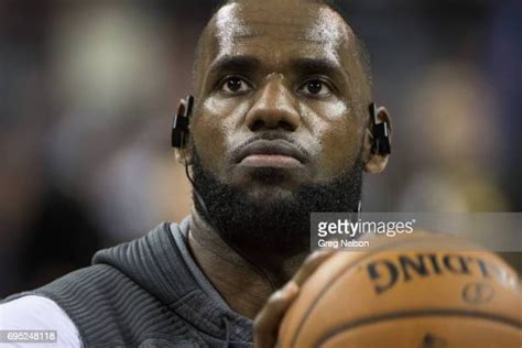 26 Lebron James Headphones Stock Photos High Res Pictures And Images
