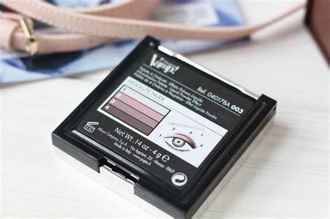 PUPA Новая палетка теней Vamp Palette в оттенке 003 Absolute Nude A L I N D I A R Y