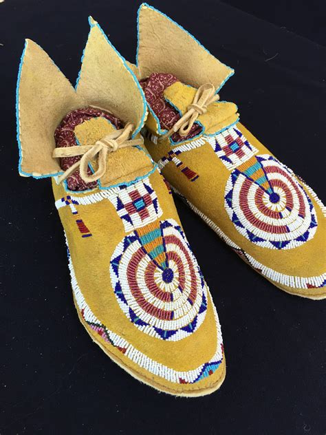 Classic Cheyenne Women’s Moccasins in an early 19th Century Style ...