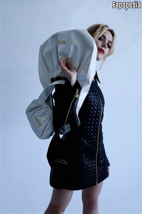 Kiernan Shipka Nude Leaks Photo 1942196 Fapopedia