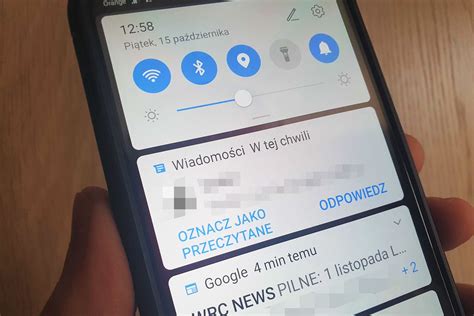 Sms O Paczce Otworzy A Link I Zosta A Oszustem