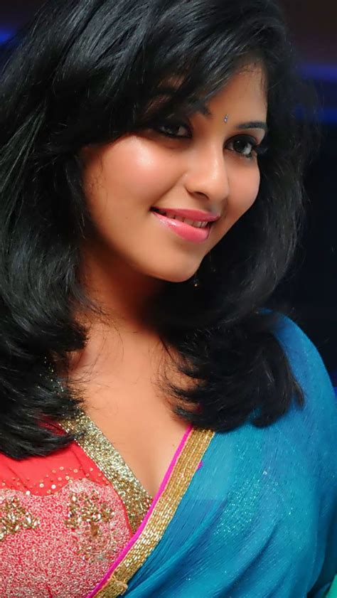 Anjali Looks Fabulous Extremely Hot Babe In Saree Small Tits Skinny Amature