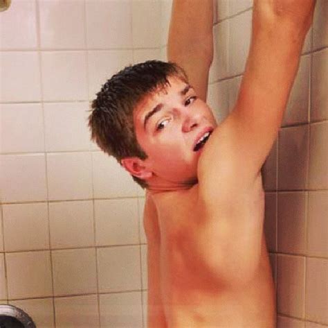 Justin Bieber Gay Cumception