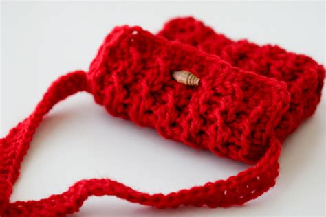Crocheted Textured Toddler Purse Free Pattern