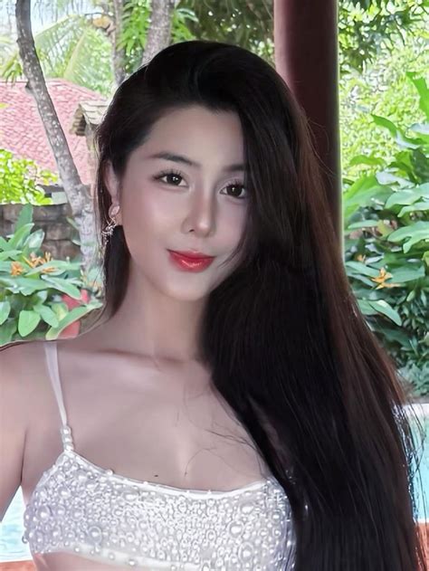 Nh T Hot Girl S I Th Nh Di N M T L Ch N Ng C Khoe V C D Ng Si U Th C B O Tri Th C