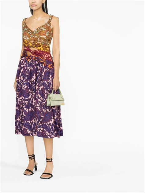 Женская одежда премиум и люкс сегмента от ведущих мировых брендов