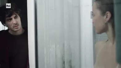 Valentina Munaf Exposed Nude Scene La Porta Rossa S E