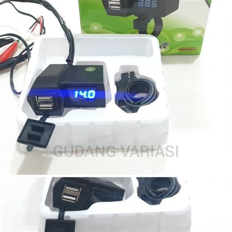 Jual Casan Hp Motor Usb Plus Voltmeter Aki Digital Di Stang Waterproof