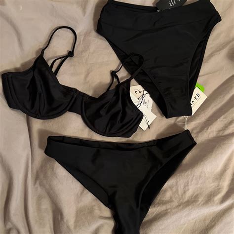 Se produkter som liknar Bikini Set från NA KD på Tradera