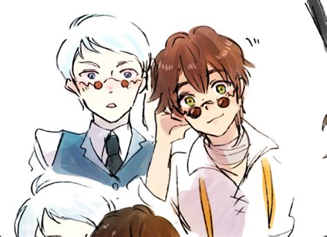 If You Had One Lesbian Gay Ship That Isnt Cannon Yet And Isnt Incest Or Intra RWBY What