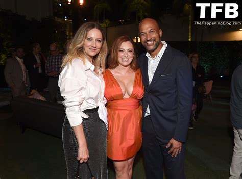 Rachel Bloom Displays Her Sexy Tits At The Reboot Premiere In La
