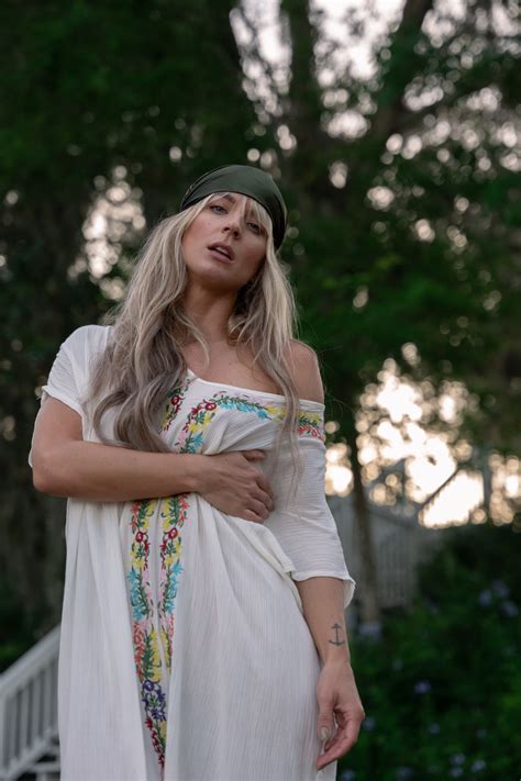 TW Pornstars - Yrsa Clicks 📸. Twitter. "To the gypsy that remains, her