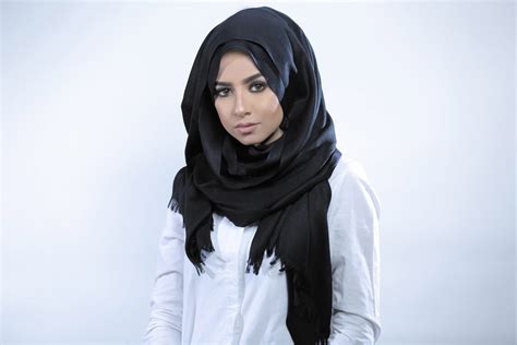 Красивые девушки в хиджабе (54 фото)