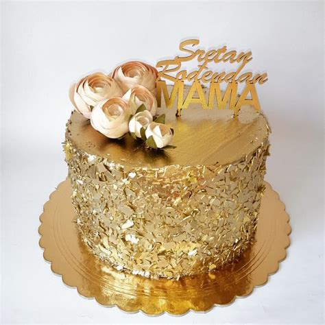 Gold Themed Gold Cake Decor Ideas For Elegant Cakes