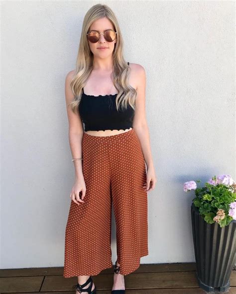 Hot And Sexy Jenna Rosenow Photos Thblog