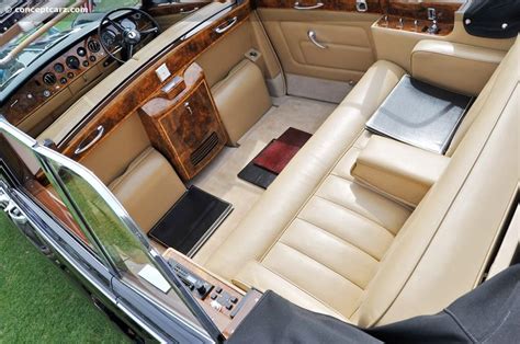 Rolls Royce 1960 Interior