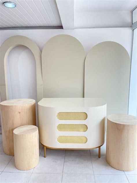 Locação Mobiliário Nude Mesa Palha Elo Produtos Especiais