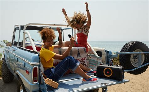 JBL PartyBox On-The-go