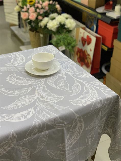 ᐉ Скатерть с тефлоновым покрытием Листья 120х180 см Серый (11683203)