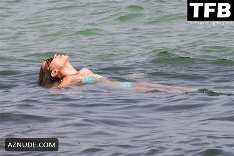 Sylvie Meis Sexy Seen Flaunting Her Hot Bikini Body At The Beach In Saint Tropez Aznude