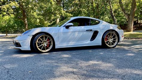 2022 Porsche 718 CAYMAN GTS 4 0 Review A Practical GT4 Alternative