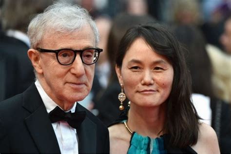 Ile Lat Ma Woody Allen Ona Soon Yi Previn I Ile Maj Dzieci Auber