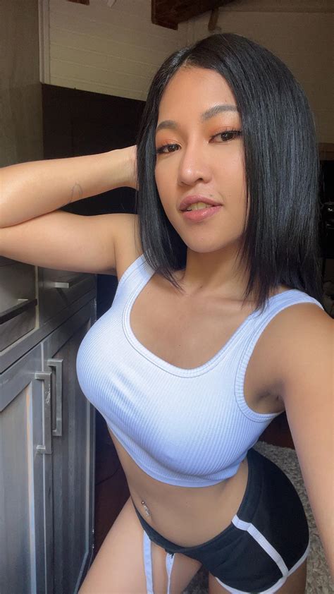 Hot Enough To Get Your Attention R Asianhotties