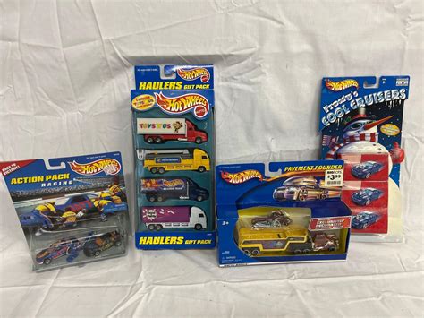 Hot Wheels Gift Packs Proxibid