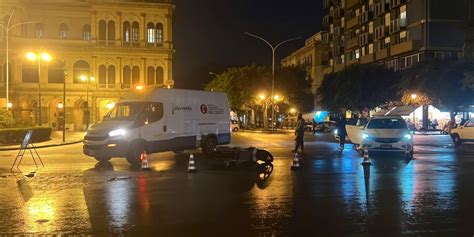 Palermo Incidente Alla Stazione Centrale Ferito Un Giovane