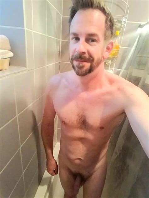 Good Morning Nudes Menshowering NUDE PICS ORG