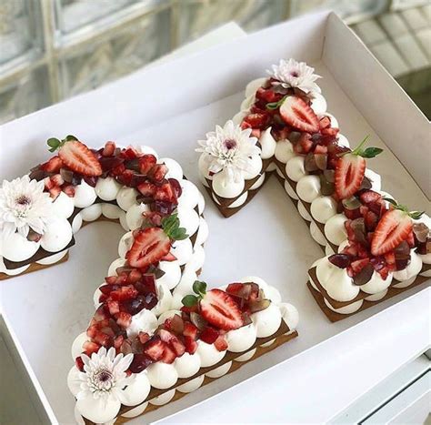 Top 21st Birthday Cakes Atelier Yuwaciaojp