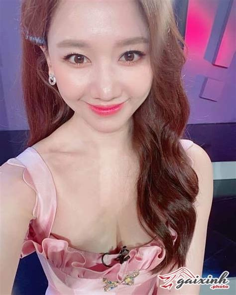 35 Ảnh Hari Won Sexy Bikini Nude Show Hàng Gợi Cảm