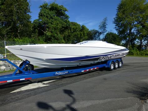 SL36 - Outer Limits Speedboats