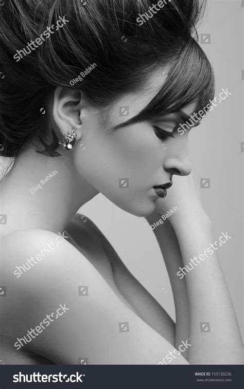 Beautiful Nude Woman Perfect Skin Makeup Stock Photo Shutterstock