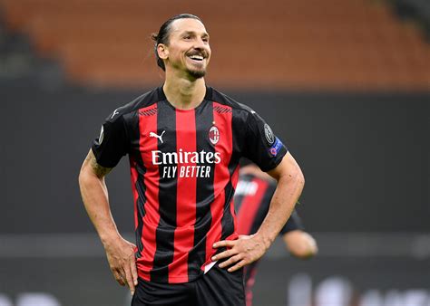 KEPULANGAN ZLATAN IBRAHIMOVIC KE SKUAD KEBANGSAAN SWEDEN DIIRINGI AIR