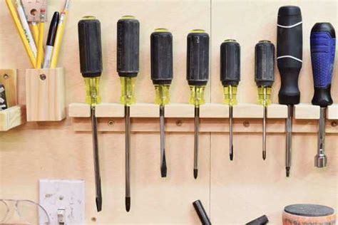 Стеллажи для инструмента своими руками – Полка для инструмента - 125 ...