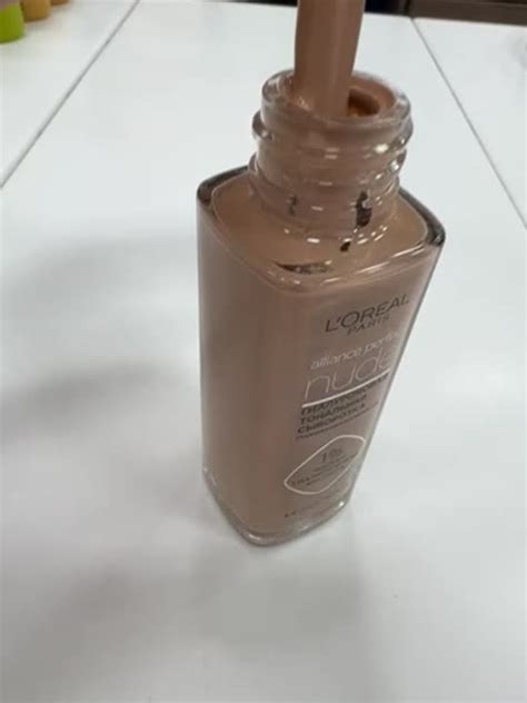 Тональные средства L ORÉAL PARIS Гиалуроновая тональная сыворотка ALLIANCE PERFECT NUDE