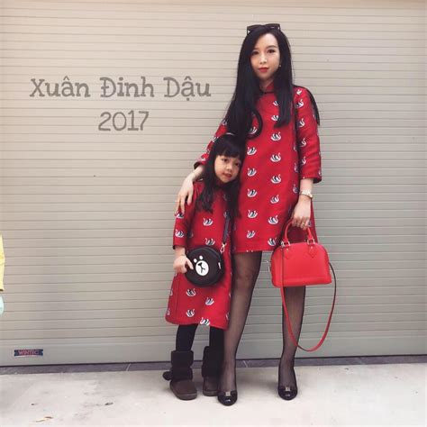 Nhan sắc hot girl x đi với con gái bị dân mạng tưởng nhầm chị em