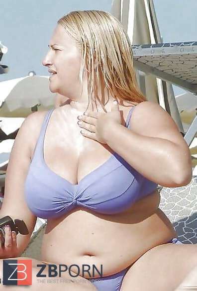 Bikini Swimsuit Brassiere Plumper Mature Clothed Teenager Gigantic Bra Stuffers ZB Porn