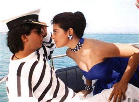 When Shah Rukh Khan Secretly Pinched Kajol During A Romantic Scene In