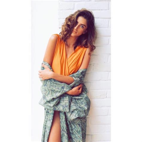 9 Hot Sexy Aylin Koseturk Bikini Pics