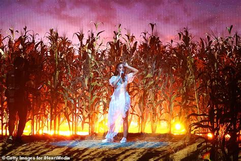 Doja Cat Sizzles As She Poses Naked In The Edgy Space Inspired Artwork For Her New Album Planet