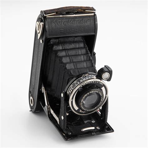 Фотоаппарат винтажный "Voigtlander-Braunschweig" №2420027 с объективом ...