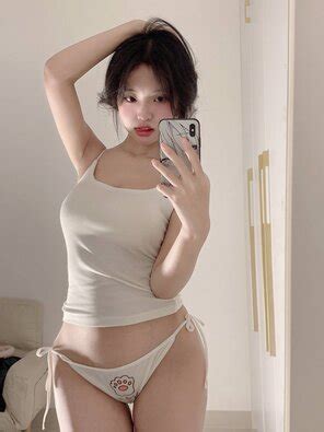 Asian Girls 3 2048 Cc 1 144 Porn Pic