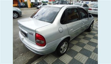 Carro Usado CHEVROLET CORSA SEDAN SUPER MILENIUM 1 0 MPFI 16V 2002