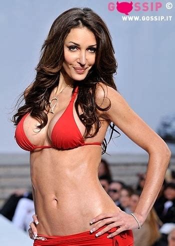 Naked Jennipher Rodríguez Added 07 19 2016 by KA