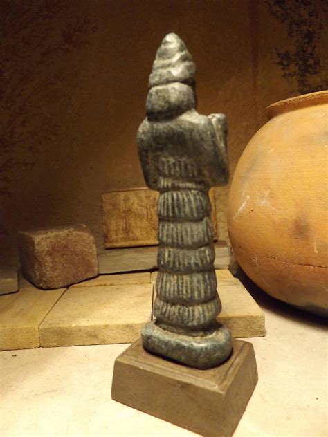 Sumerian statue and seal impression replica. Enki, Ishtar, Shamash ...