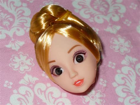 MATTEL LOT OF 5 BARBIE DOLLS BELLY BUTTON SHAKIRA COLLECTOR NUDE OOAK